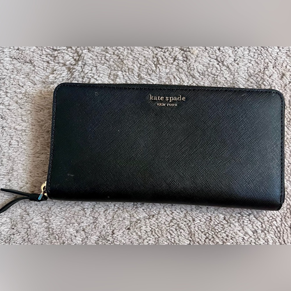 ♠️ Kate Spade long wallet ♠️